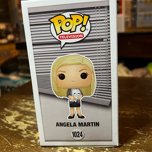 The Office Angela Martin GameStop Exclusive - Picture 4 of 8